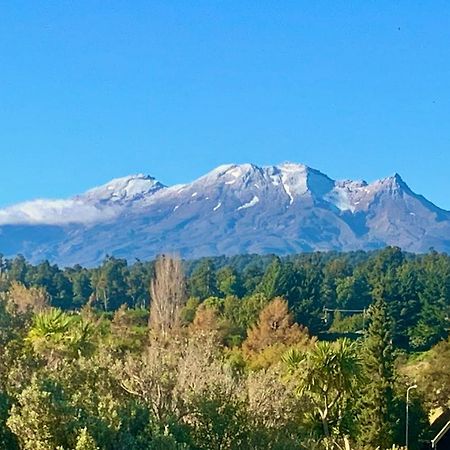 Ridley Manor Villa Ohakune Eksteriør billede